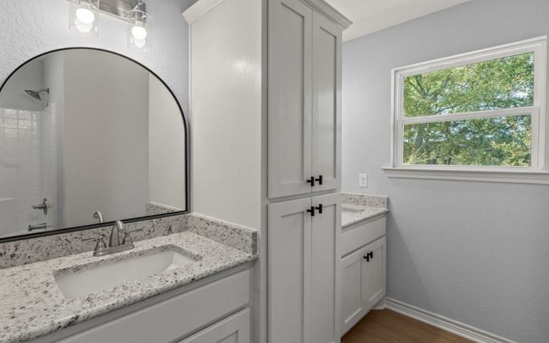 314 Oak Creek Dr, Tool, TX 75143, 4 Habitaciones Habitaciones , ,2 BañosBaños,Residential,En Venta,314 Oak Creek Dr,0,109833