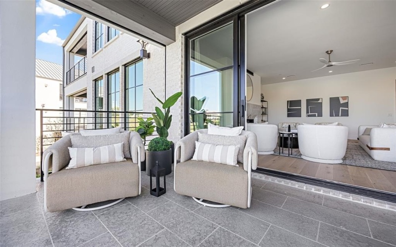 350 N O Connor Ridge Boulevard #14, Irving, TX 75038, 4 Habitaciones Habitaciones , ,3 BañosBaños,Residential,En Venta,350 N O Connor Ridge Boulevard,0,20969919