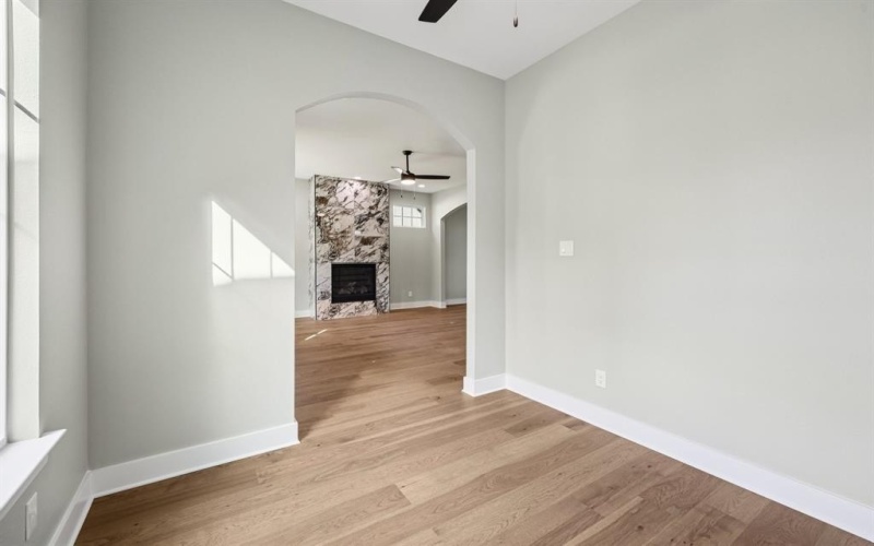 2622 Evinrude Drive, Grapevine, TX 76051, 4 Bedrooms Bedrooms, ,2 BathroomsBathrooms,Residential,For Sale,2622 Evinrude Drive,0,21073137