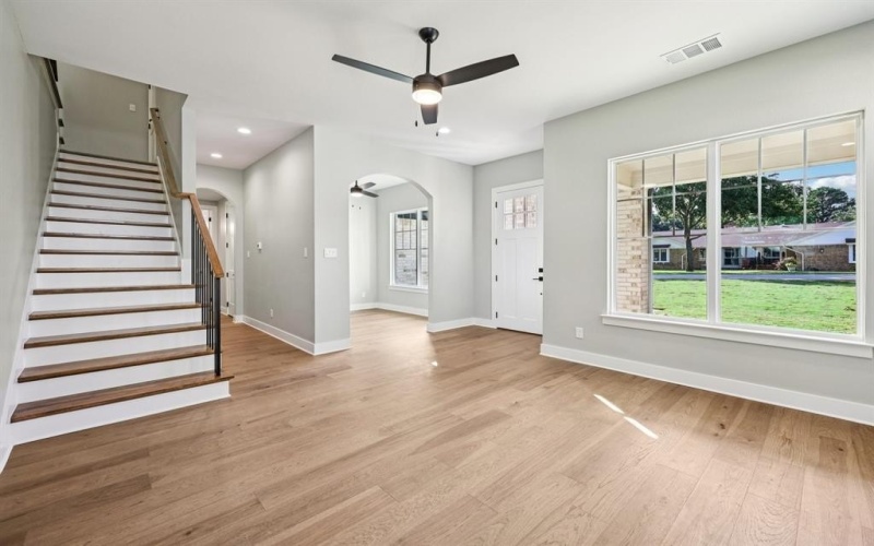 2622 Evinrude Drive, Grapevine, TX 76051, 4 Bedrooms Bedrooms, ,2 BathroomsBathrooms,Residential,For Sale,2622 Evinrude Drive,0,21073137