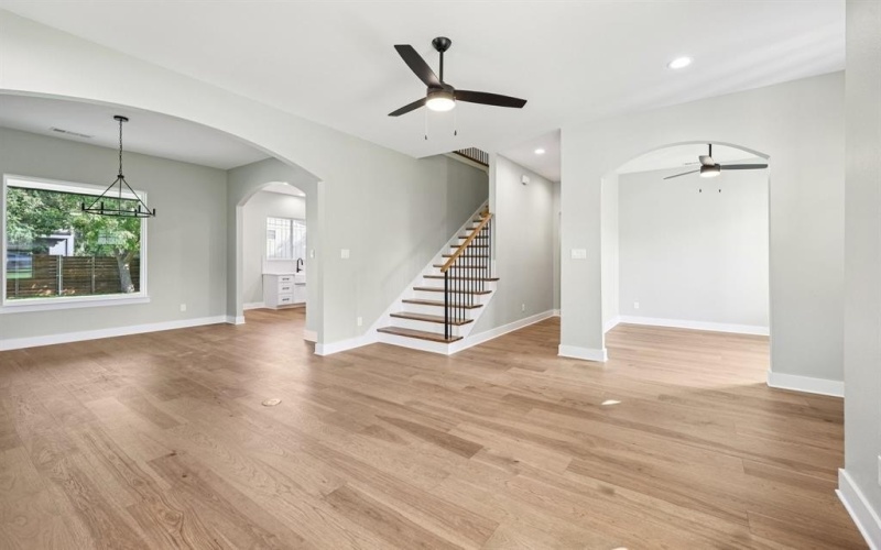 2622 Evinrude Drive, Grapevine, TX 76051, 4 Bedrooms Bedrooms, ,2 BathroomsBathrooms,Residential,For Sale,2622 Evinrude Drive,0,21073137