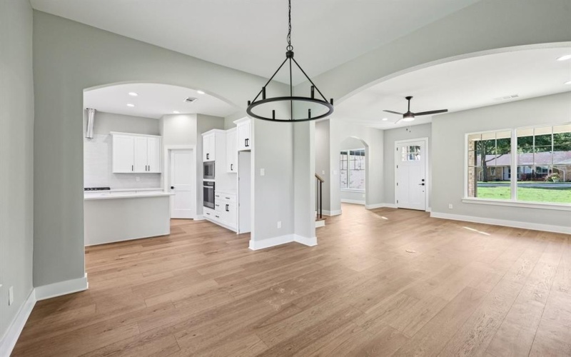 2622 Evinrude Drive, Grapevine, TX 76051, 4 Bedrooms Bedrooms, ,2 BathroomsBathrooms,Residential,For Sale,2622 Evinrude Drive,0,21073137