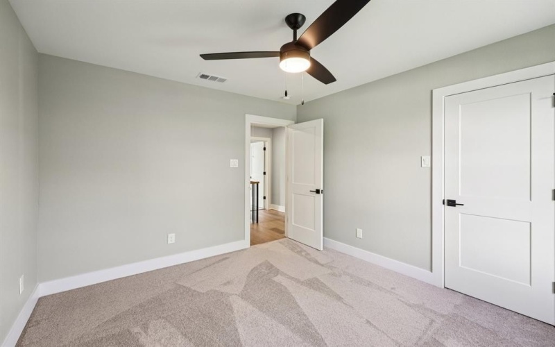 2622 Evinrude Drive, Grapevine, TX 76051, 4 Bedrooms Bedrooms, ,2 BathroomsBathrooms,Residential,For Sale,2622 Evinrude Drive,0,21073137