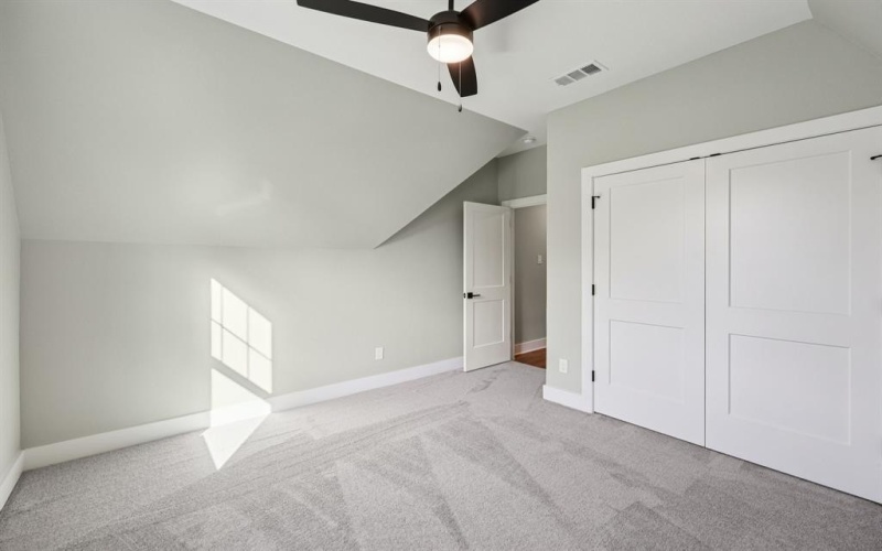 2622 Evinrude Drive, Grapevine, TX 76051, 4 Bedrooms Bedrooms, ,2 BathroomsBathrooms,Residential,For Sale,2622 Evinrude Drive,0,21073137