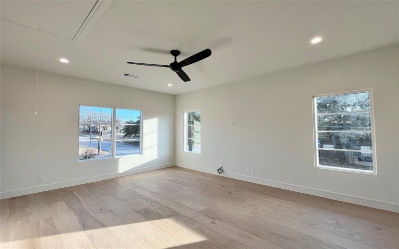 5501 Pershing Avenue, Fort Worth, TX 76107, 4 Bedrooms Bedrooms, ,3 BathroomsBathrooms,Residential,For Sale,5501 Pershing Avenue,0,21085930