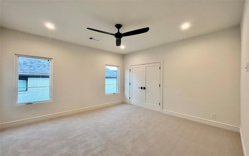 5501 Pershing Avenue, Fort Worth, TX 76107, 4 Bedrooms Bedrooms, ,3 BathroomsBathrooms,Residential,For Sale,5501 Pershing Avenue,0,21085930