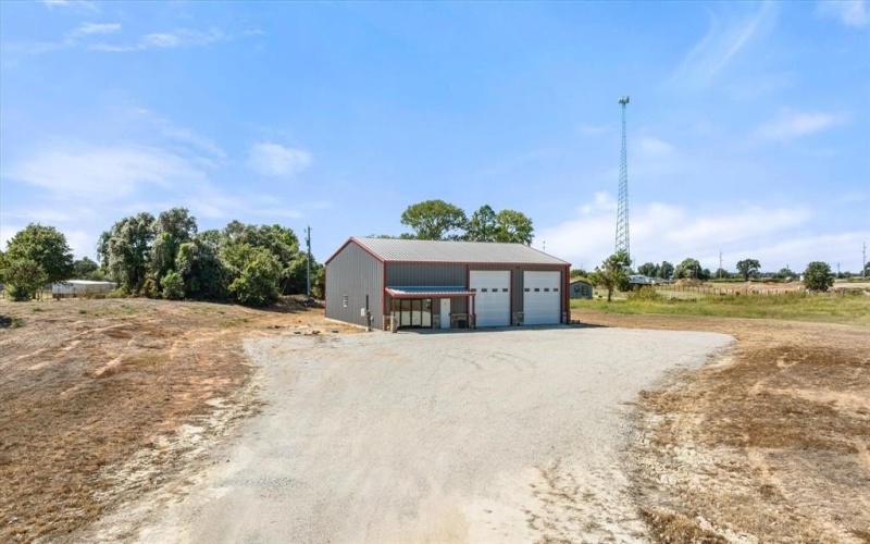 834 Riley Lane, Tolar, TX 76476, ,Commercial Sale,For Sale,834 Riley Lane,0,21086480
