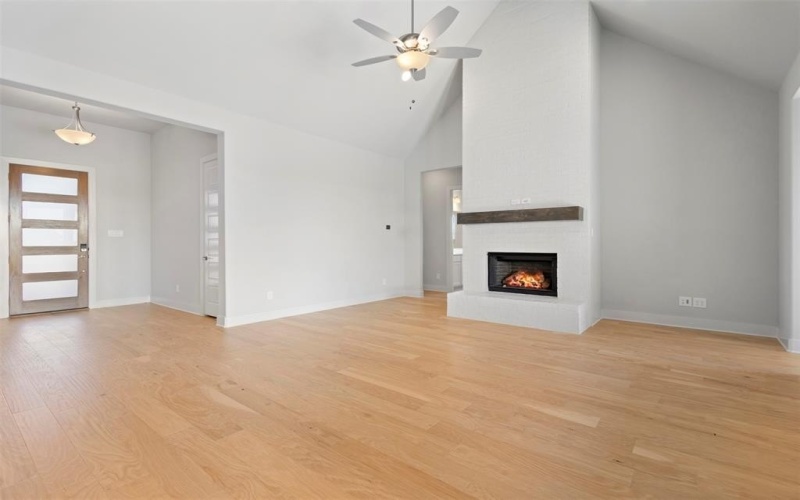 153 Lila Lake Drive, Waxahachie, TX 75165, 4 Habitaciones Habitaciones , ,3 BañosBaños,Residential,En Venta,153 Lila Lake Drive,0,21086710