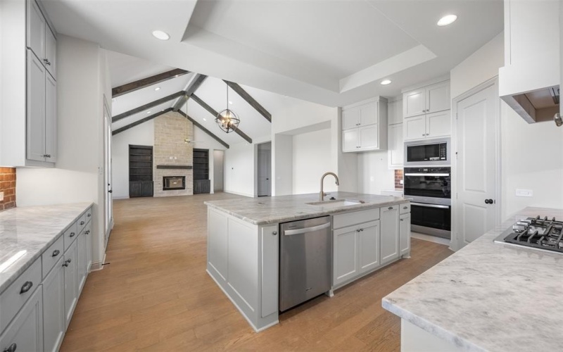 2141 Tutt Trail, Waxahachie, TX 75167, 4 Habitaciones Habitaciones , ,3 BañosBaños,Residential,En Venta,2141 Tutt Trail,0,21086987