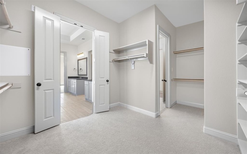 2141 Tutt Trail, Waxahachie, TX 75167, 4 Habitaciones Habitaciones , ,3 BañosBaños,Residential,En Venta,2141 Tutt Trail,0,21086987