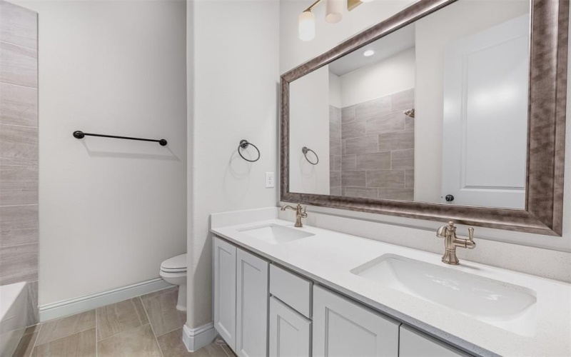 2141 Tutt Trail, Waxahachie, TX 75167, 4 Habitaciones Habitaciones , ,3 BañosBaños,Residential,En Venta,2141 Tutt Trail,0,21086987