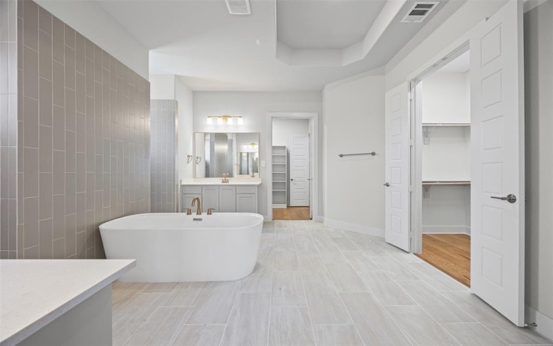 2140 Tutt Trail, Waxahachie, TX 75167, 4 Habitaciones Habitaciones , ,3 BañosBaños,Residential,En Venta,2140 Tutt Trail,0,21087052