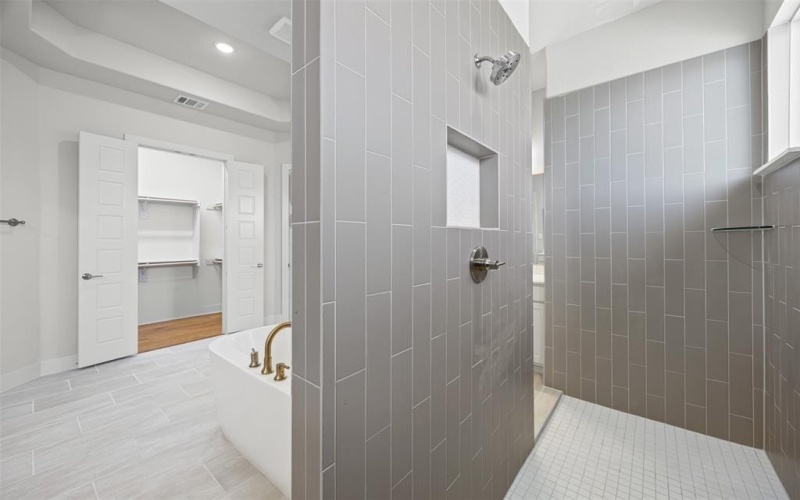 2140 Tutt Trail, Waxahachie, TX 75167, 4 Habitaciones Habitaciones , ,3 BañosBaños,Residential,En Venta,2140 Tutt Trail,0,21087052