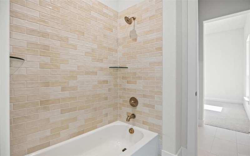 2140 Tutt Trail, Waxahachie, TX 75167, 4 Habitaciones Habitaciones , ,3 BañosBaños,Residential,En Venta,2140 Tutt Trail,0,21087052