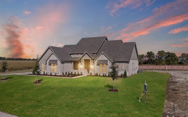 172 Liv Meadow Way, Waxahachie, TX 75165, 4 Bedrooms Bedrooms, ,3 BathroomsBathrooms,Residential,For Sale,172 Liv Meadow Way,0,21087077