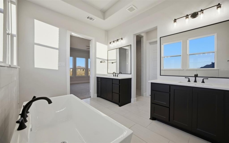 230 Waterfall Ranch Road, Waxahachie, TX 75167, 4 Habitaciones Habitaciones , ,3 BañosBaños,Residential,En Venta,230 Waterfall Ranch Road,0,21087086