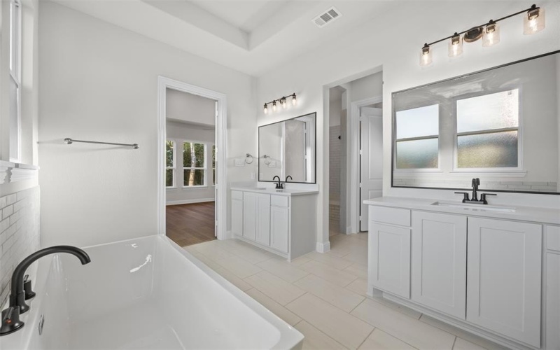 321 Mayberry Way, Waxahachie, TX 75167, 4 Habitaciones Habitaciones , ,3 BañosBaños,Residential,En Venta,321 Mayberry Way,0,21087111