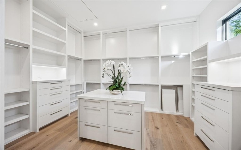 600 Pemberton Drive, Southlake, TX 76092, 4 Bedrooms Bedrooms, ,5 BathroomsBathrooms,Residential,For Sale,600 Pemberton Drive,0,21087238