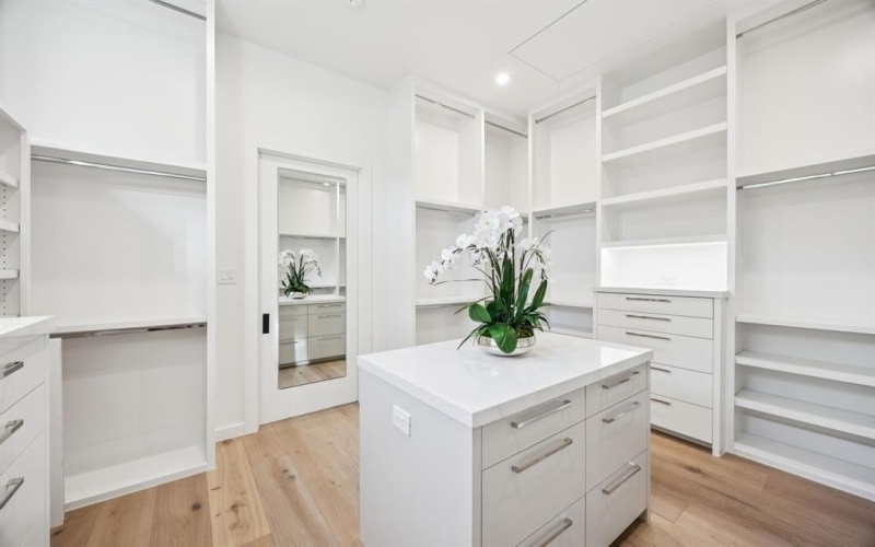 600 Pemberton Drive, Southlake, TX 76092, 4 Bedrooms Bedrooms, ,5 BathroomsBathrooms,Residential,For Sale,600 Pemberton Drive,0,21087238