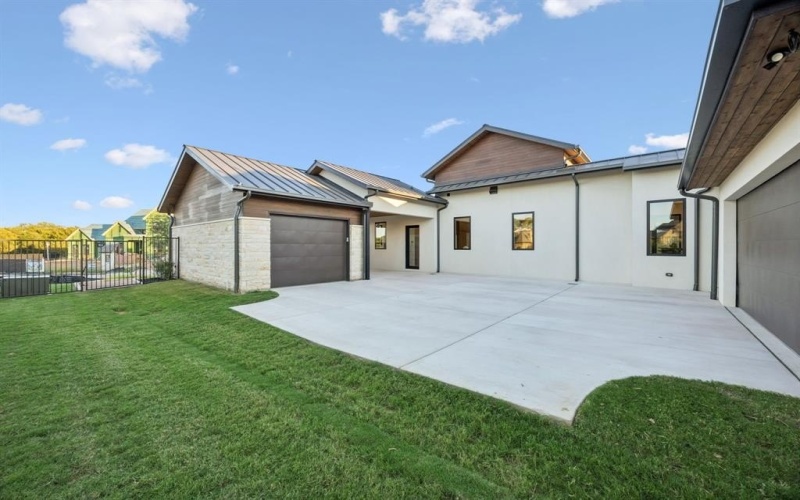 600 Pemberton Drive, Southlake, TX 76092, 4 Bedrooms Bedrooms, ,5 BathroomsBathrooms,Residential,For Sale,600 Pemberton Drive,0,21087238