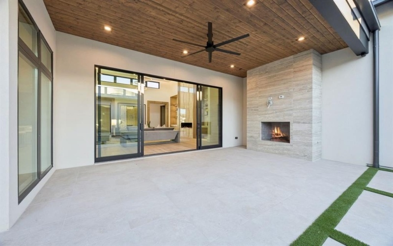 600 Pemberton Drive, Southlake, TX 76092, 4 Bedrooms Bedrooms, ,5 BathroomsBathrooms,Residential,For Sale,600 Pemberton Drive,0,21087238