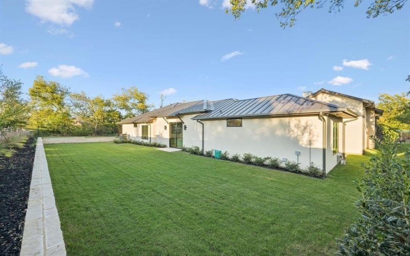 600 Pemberton Drive, Southlake, TX 76092, 4 Bedrooms Bedrooms, ,5 BathroomsBathrooms,Residential,For Sale,600 Pemberton Drive,0,21087238