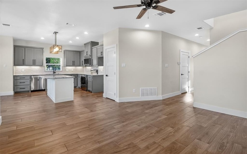 1613 Franklin Street, Weatherford, TX 76086, 3 Habitaciones Habitaciones , ,2 BañosBaños,Residential,En Venta,1613 Franklin Street,0,21088588