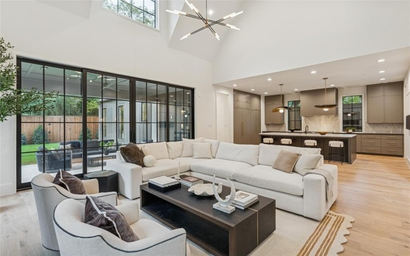 4901 W Hanover Avenue, Dallas, TX 75209, 5 Habitaciones Habitaciones , ,6 BañosBaños,Residential,En Venta,4901 W Hanover Avenue,0,21088928