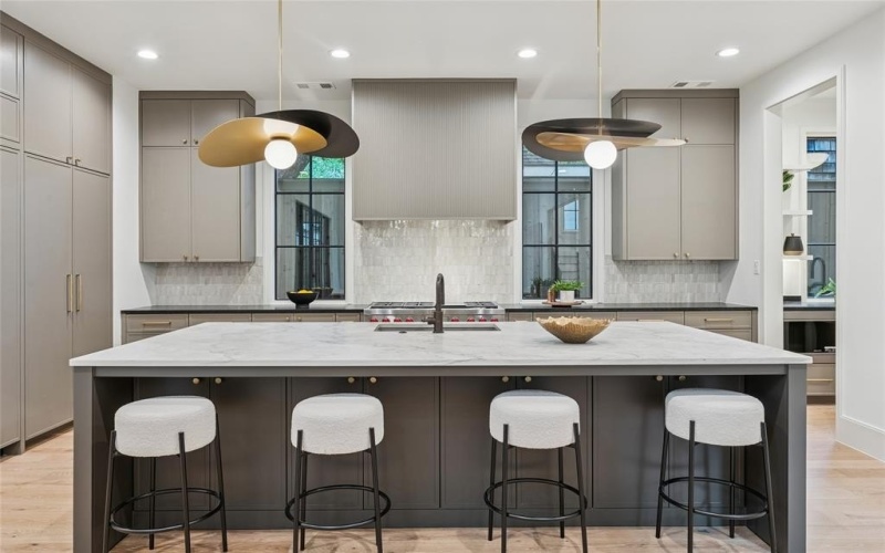 4901 W Hanover Avenue, Dallas, TX 75209, 5 Habitaciones Habitaciones , ,6 BañosBaños,Residential,En Venta,4901 W Hanover Avenue,0,21088928