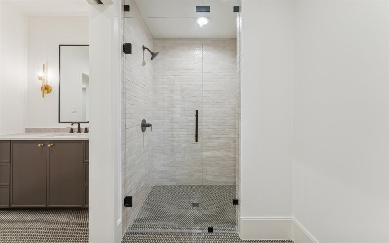 4901 W Hanover Avenue, Dallas, TX 75209, 5 Habitaciones Habitaciones , ,6 BañosBaños,Residential,En Venta,4901 W Hanover Avenue,0,21088928