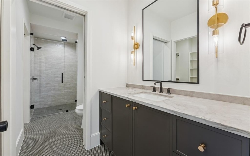 4901 W Hanover Avenue, Dallas, TX 75209, 5 Habitaciones Habitaciones , ,6 BañosBaños,Residential,En Venta,4901 W Hanover Avenue,0,21088928