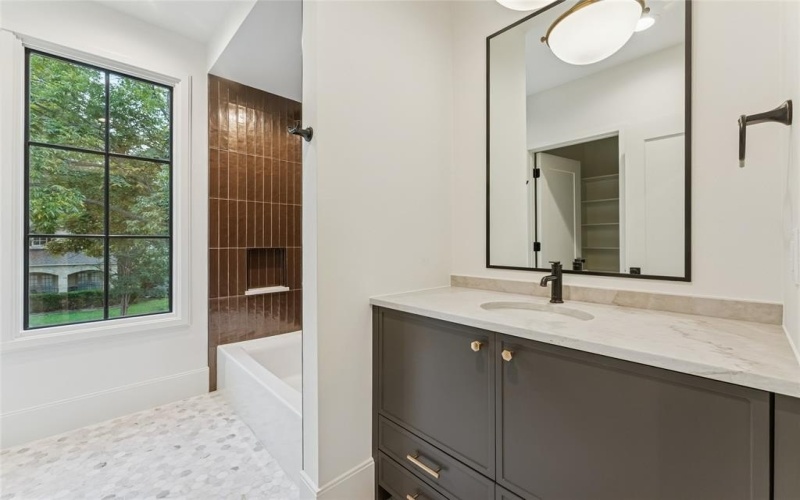 4901 W Hanover Avenue, Dallas, TX 75209, 5 Habitaciones Habitaciones , ,6 BañosBaños,Residential,En Venta,4901 W Hanover Avenue,0,21088928