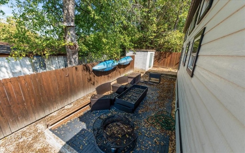 202 Choctaw Trail, Whitney, TX 76692, 1 Bedroom Bedrooms, ,1 BathroomBathrooms,Residential,For Sale,202 Choctaw Trail,0,21089201