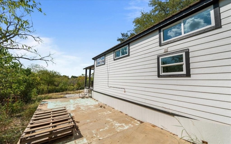 202 Choctaw Trail, Whitney, TX 76692, 1 Bedroom Bedrooms, ,1 BathroomBathrooms,Residential,For Sale,202 Choctaw Trail,0,21089201