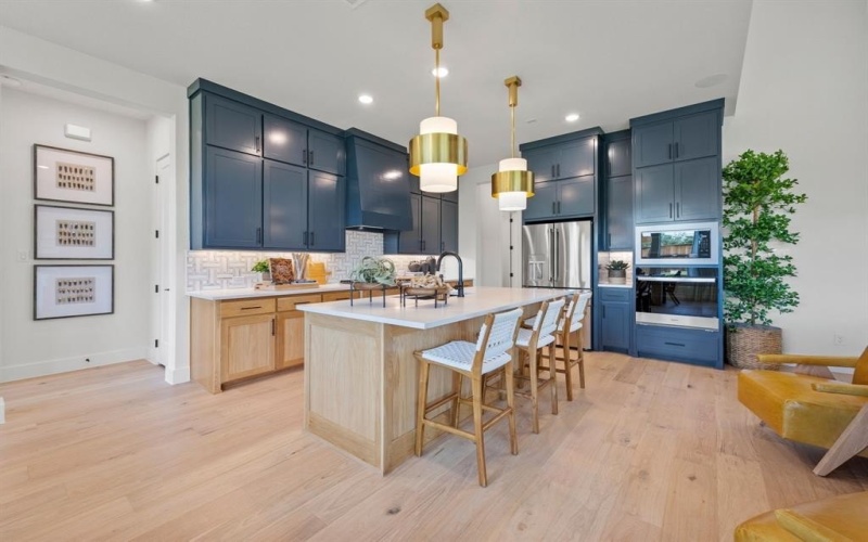 1404 Hidden Cove Drive, Lakewood Village, TX 75068, 5 Habitaciones Habitaciones , ,6 BañosBaños,Residential,En Venta,1404 Hidden Cove Drive,0,21089371
