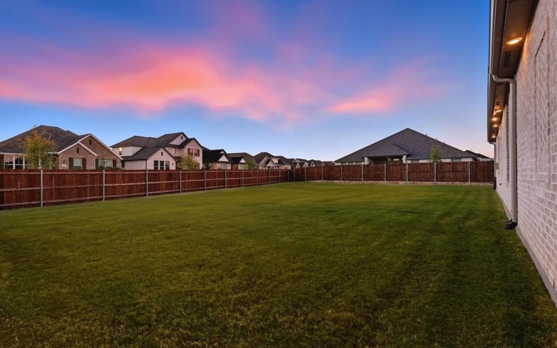 425 Arcane Street, Waxahachie, TX 75165, 4 Bedrooms Bedrooms, ,3 BathroomsBathrooms,Residential,For Sale,425 Arcane Street,0,21089470