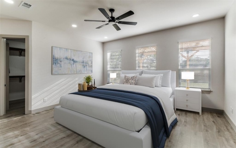 917 S Carroll Avenue, Dallas, TX 75223, 4 Bedrooms Bedrooms, ,5 BathroomsBathrooms,Residential,For Sale,917 S Carroll Avenue,0,21089627