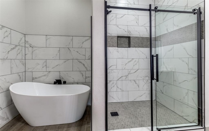 917 S Carroll Avenue, Dallas, TX 75223, 4 Bedrooms Bedrooms, ,5 BathroomsBathrooms,Residential,For Sale,917 S Carroll Avenue,0,21089627