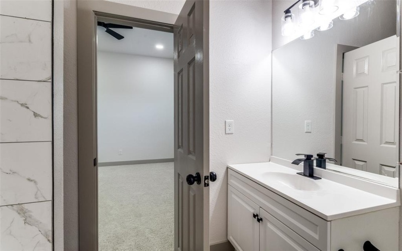 917 S Carroll Avenue, Dallas, TX 75223, 4 Bedrooms Bedrooms, ,5 BathroomsBathrooms,Residential,For Sale,917 S Carroll Avenue,0,21089627