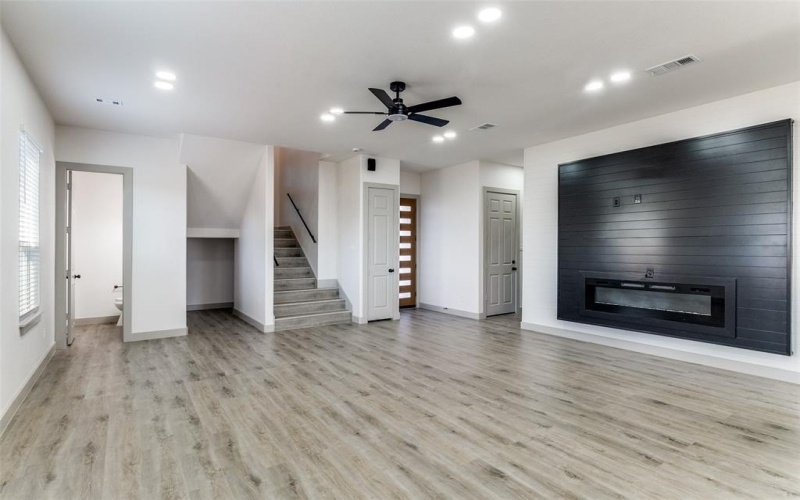 917 S Carroll Avenue, Dallas, TX 75223, 4 Bedrooms Bedrooms, ,5 BathroomsBathrooms,Residential,For Sale,917 S Carroll Avenue,0,21089627