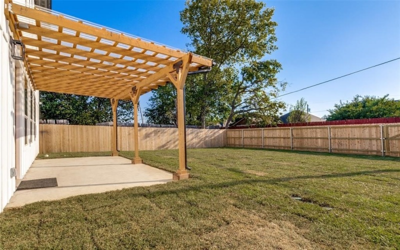 917 S Carroll Avenue, Dallas, TX 75223, 4 Bedrooms Bedrooms, ,5 BathroomsBathrooms,Residential,For Sale,917 S Carroll Avenue,0,21089627