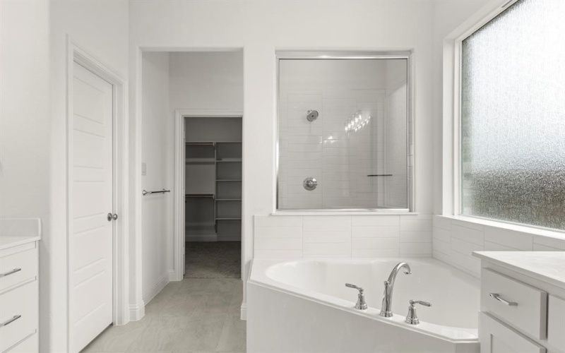 403 Heritage Hill Drive, Forney, TX 75126, 4 Bedrooms Bedrooms, ,3 BathroomsBathrooms,Residential,For Sale,403 Heritage Hill Drive,0,21089838