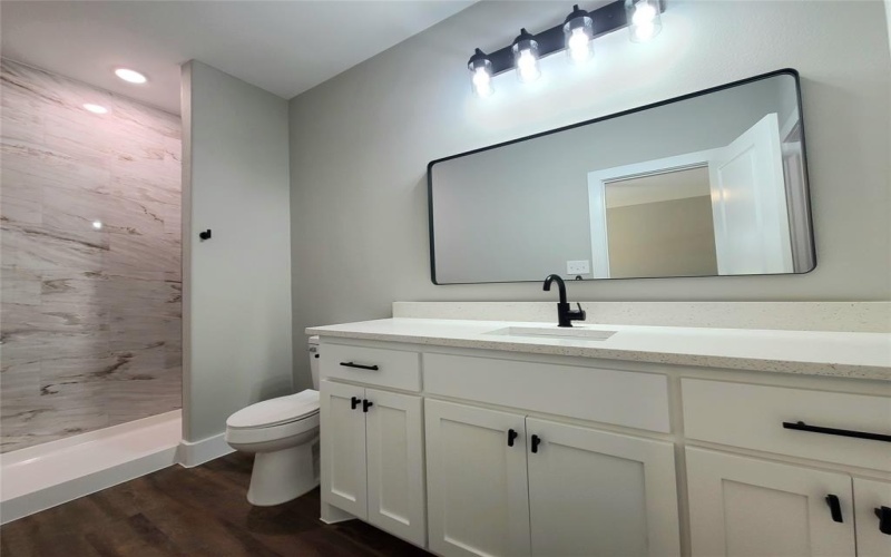 515 NE 5th Avenue, Durant, OK 74701, 6 Habitaciones Habitaciones , ,5 BañosBaños,Residential,En Venta,515 NE 5th Avenue,0,21089930