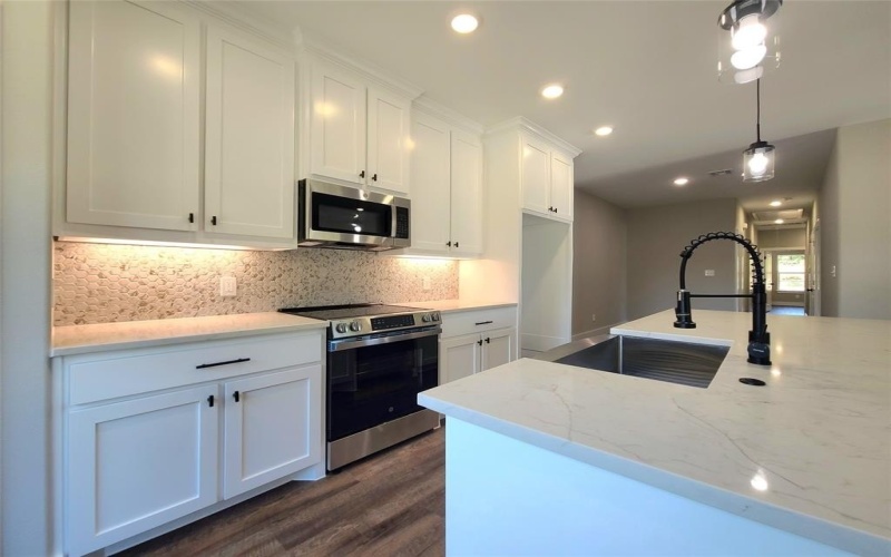 515 NE 5th Avenue, Durant, OK 74701, 6 Habitaciones Habitaciones , ,5 BañosBaños,Residential,En Venta,515 NE 5th Avenue,0,21089930