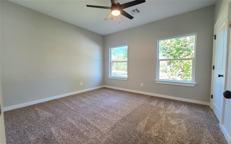 515 NE 5th Avenue, Durant, OK 74701, 6 Habitaciones Habitaciones , ,5 BañosBaños,Residential,En Venta,515 NE 5th Avenue,0,21089930