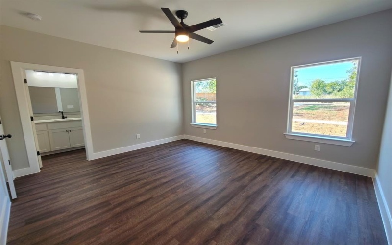 515 NE 5th Avenue, Durant, OK 74701, 6 Habitaciones Habitaciones , ,5 BañosBaños,Residential,En Venta,515 NE 5th Avenue,0,21089930