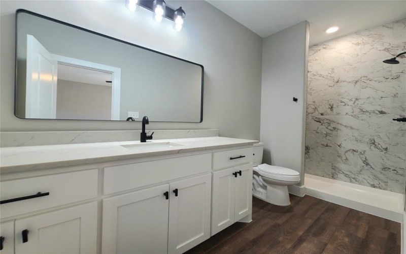 515 NE 5th Avenue, Durant, OK 74701, 6 Habitaciones Habitaciones , ,5 BañosBaños,Residential,En Venta,515 NE 5th Avenue,0,21089930