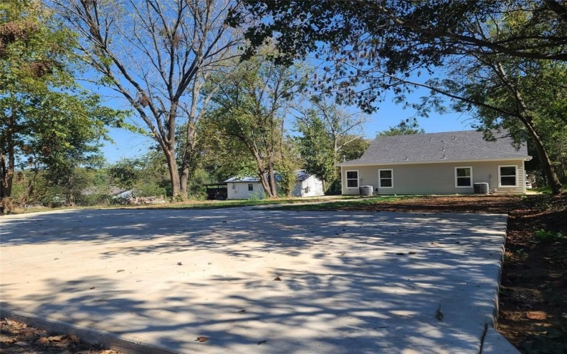 515 NE 5th Avenue, Durant, OK 74701, 6 Habitaciones Habitaciones , ,5 BañosBaños,Residential,En Venta,515 NE 5th Avenue,0,21089930