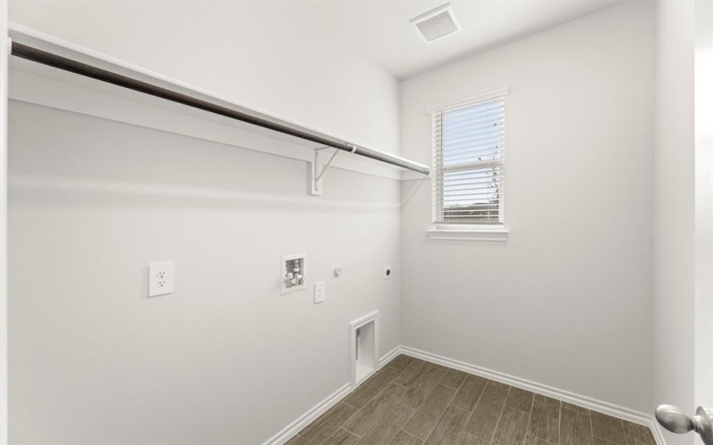 1904 Osage Trail, Mesquite, TX 75149, 3 Bedrooms Bedrooms, ,2 BathroomsBathrooms,Residential,For Sale,1904 Osage Trail,0,21090016