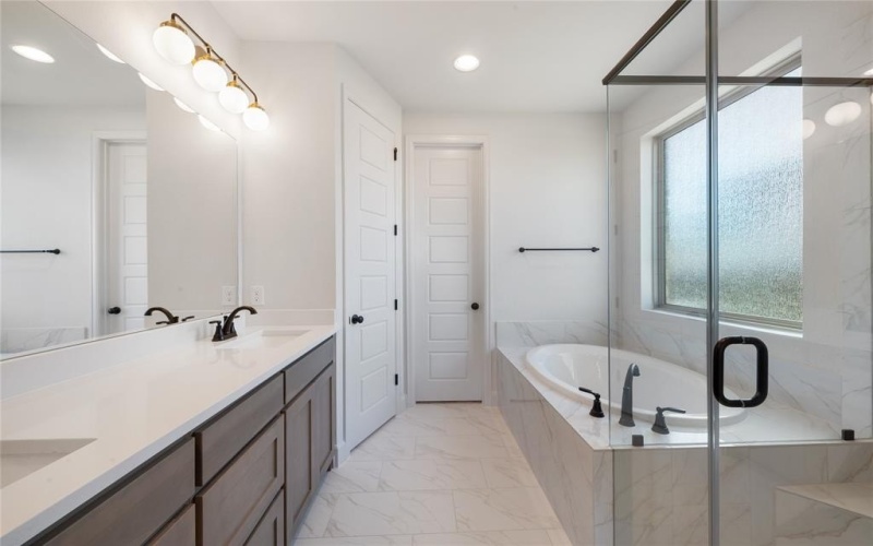 2405 Auburn Street, Fate, TX 75087, 4 Habitaciones Habitaciones , ,3 BañosBaños,Residential,En Venta,2405 Auburn Street,0,21090023